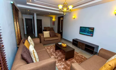 The Flat 7 (2/1 Bedroom | 2nd Floor)